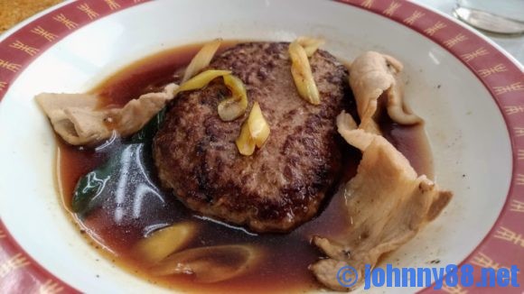 すき焼き風ハンバーグと白身フライ定食