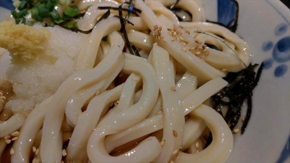 うどん家こむぎのぶっかけうどん