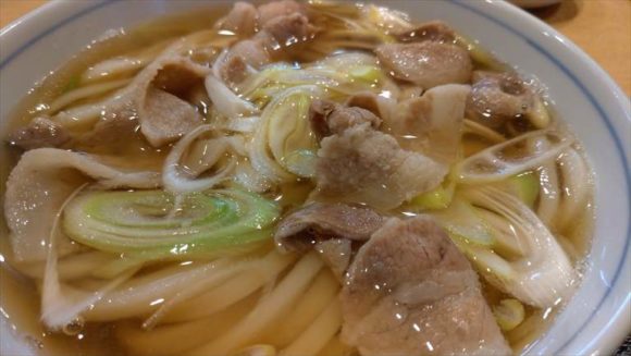 手打ちうどん寺屋の肉うどん