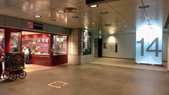 札幌駅前通地下歩行空間（チカホ）14番出口