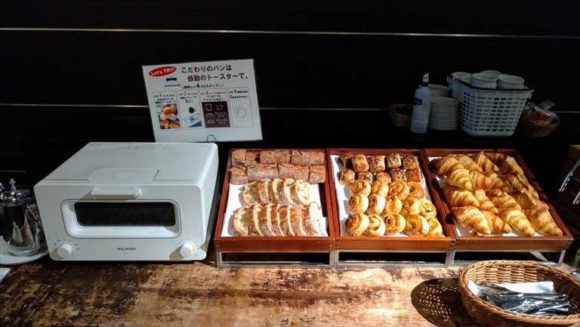 クロスホテル札幌ランチブッフェのパン