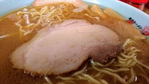 梅光軒本店の醤油ラーメン