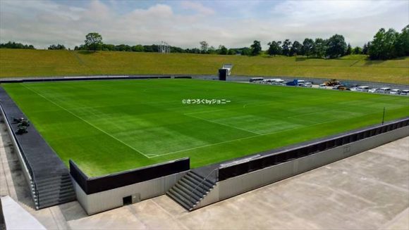 札幌ドームの天然芝サッカーグラウンド