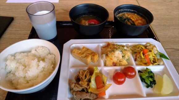 ホテルウィングインターナショナル札幌すすきのの朝食ブッフェバイキング