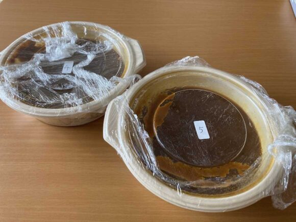 テイクアウトした「円山教授」のカレー