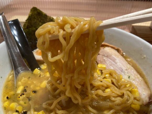 ラーメン空（そら）おすすめ人気②焼きとうきびラーメン