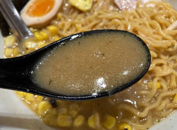 ラーメン空（そら）おすすめ人気②焼きとうきびラーメン