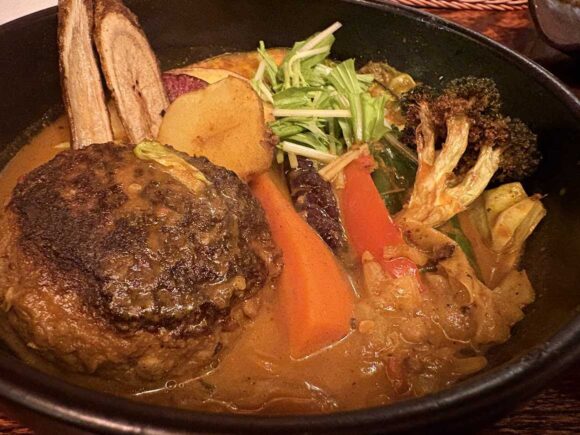 奥芝商店おすすめ①おくしばーぐとおくし畑のスープカレー