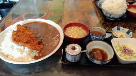 牛太郎（札幌北区）おすすめ「カツカレー定食（950円）」
