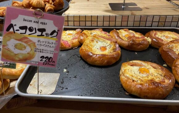 どんぐり（DONGURI）おすすめ①ベーコンエッグ