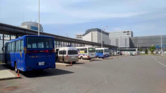 新千歳空港周辺の民間駐車場シャトルバス