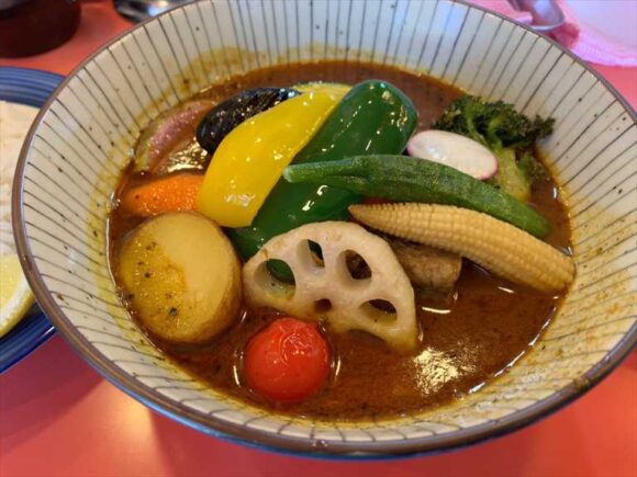 ドモン（豊平区平岸）おすすめ「牛タンスープカレー」