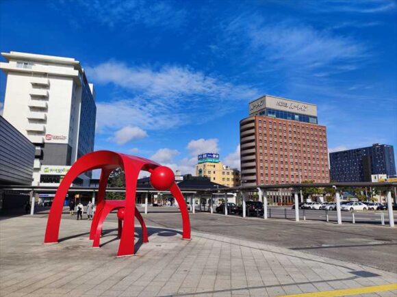 駅から見たラジェンドステイ函館駅前