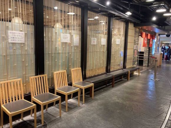 回転寿司 函太郎 新千歳空港店（国内線ターミナル3階）の行き方や営業時間・待ち時間や注意点