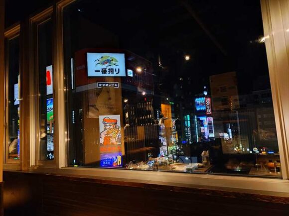 夜空のジンギスカンすすきの交差点前店の行き方や店内写真