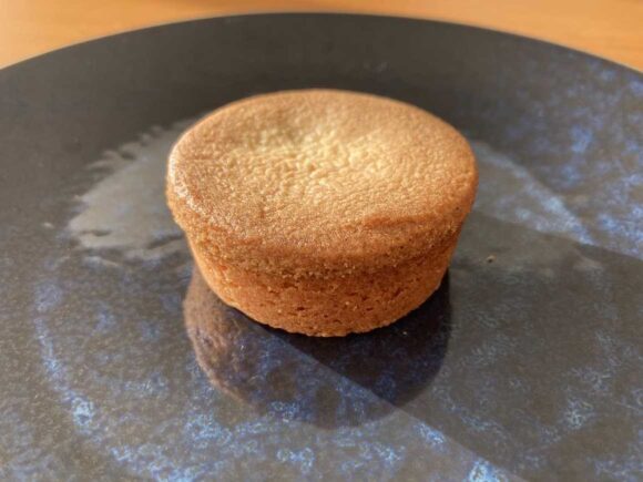 スカイショップ小笠原おすすめ「石屋製菓」(あんボヤージュ/白い恋人ロールケーキ)