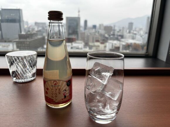 京王プラザホテル札幌のクラブラウンジ(ソフトドリンク・焼菓子・スナック類か提供される13時~21時)