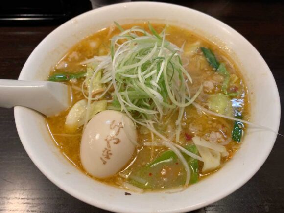 札幌味噌拉麺専門店 けやきおすすめ人気③煮玉子ラーメン