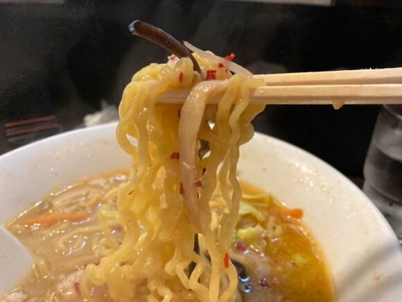 札幌味噌拉麺専門店 けやきおすすめ人気③煮玉子ラーメン