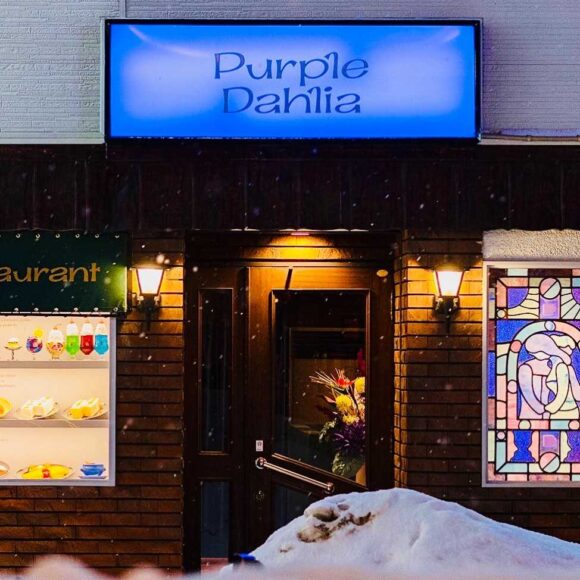 シメパフェ（夜パフェ）札幌おすすめ「薄野喫茶 パープルダリア」