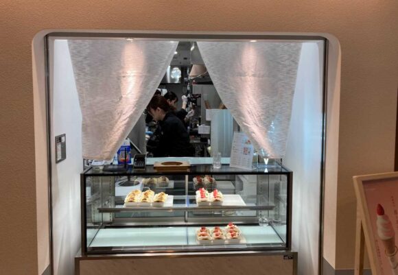 森彦 AIRPORT（新千歳空港）おすすめ④ソフトクリーム（テイクアウト）