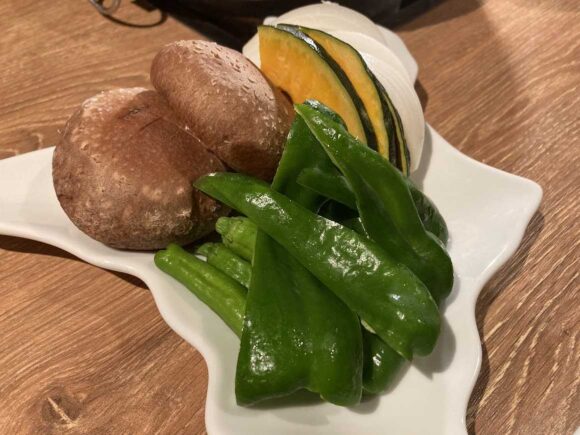 炭火網焼 ジンギスカン 狸小路やまごや おすすめ「ラムショルダー食べ放題」