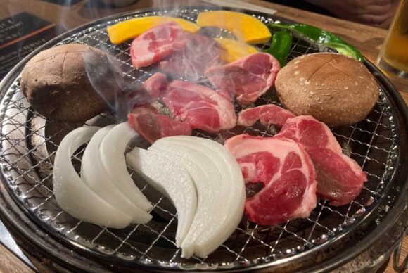 炭火網焼 ジンギスカン 狸小路やまごや おすすめ「ラムショルダー食べ放題」