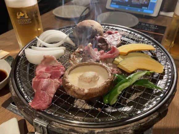 炭火網焼 ジンギスカン 狸小路やまごや おすすめ「ラムショルダー食べ放題」