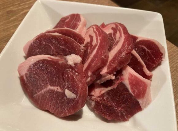 炭火網焼 ジンギスカン 狸小路やまごや おすすめ「ラムショルダー食べ放題」