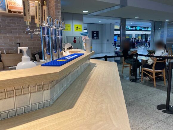 BEER STAND SORACHI（新千歳空港 国内線ターミナル2階）のメニュー料金やシステム＆楽しみ方