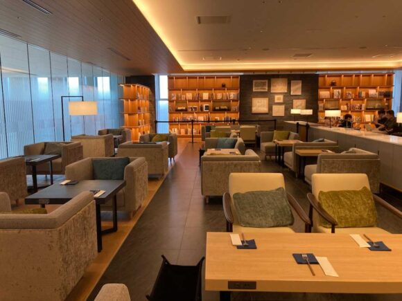 Cafe Sky Library（ポルトムインターナショナル北海道）の行き方や営業時間