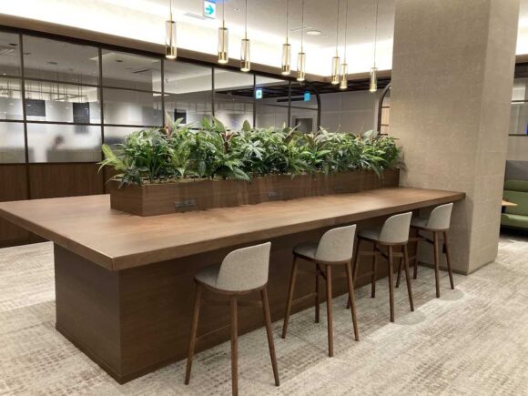 SUPER LOUNGE ANNEX（新千歳空港4階）の座席やおすすめ