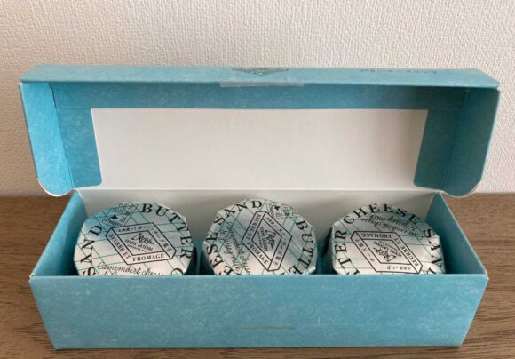 フェルム ラ・テール美瑛 新千歳空港店おすすめ②バターチーズサンド 北海道カマンベールとジャージーミルク