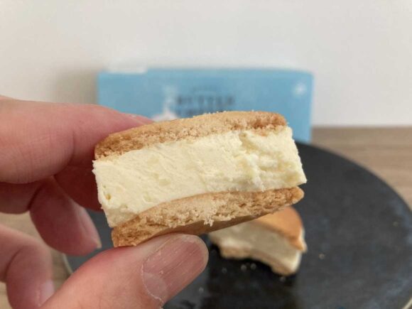 フェルム ラ・テール美瑛 新千歳空港店おすすめ②バターチーズサンド 北海道カマンベールとジャージーミルク