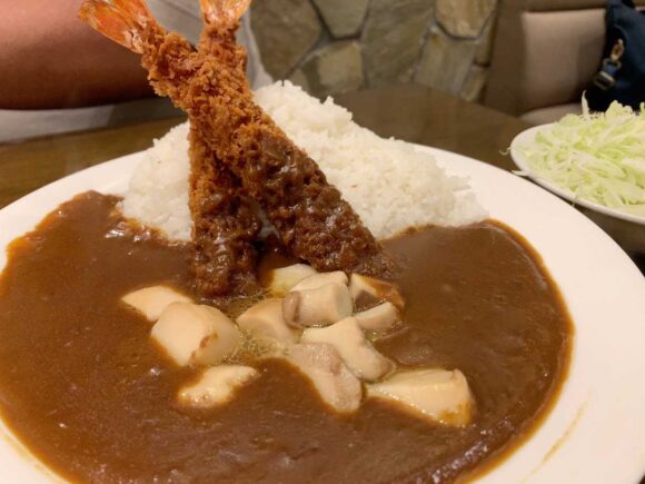 カフェ エッシャー （札幌）おすすめ「大えびフライとエリンギのカリー」