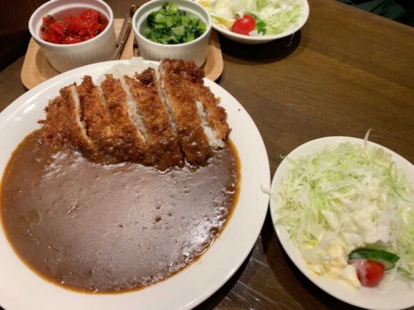 カフェ エッシャー （札幌）おすすめ「かつカリー」