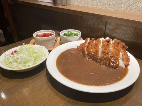 カフェ エッシャー （札幌）おすすめ「かつカリー」