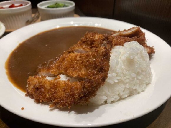 カフェ エッシャー （札幌）おすすめ「かつカリー」