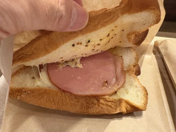 東亜珈琲館 新千歳空港店おすすめ「ホットサンド」