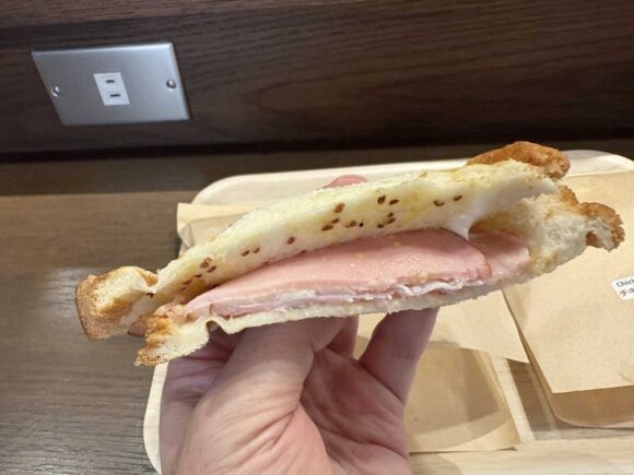 東亜珈琲館 新千歳空港店おすすめ「ホットサンド」