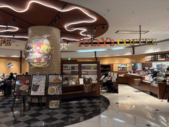 ハローキティハッピーフライト（新千歳空港）