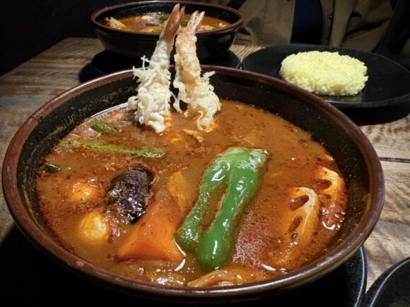 RAMAI（ラマイ）おすすめスープカレー④ウダン（エビ天2本）