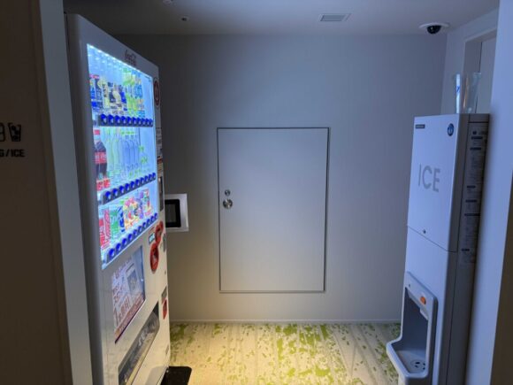 札幌ホテル by グランベルのベンダールーム（電子レンジ・製氷機・自動販売機）