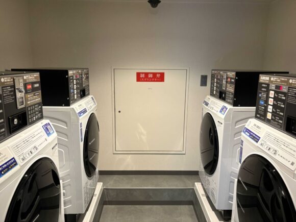 リージョニア by クインテッサ 札幌駅前のベンダールーム(コインランドリー・電子レンジ・自動販売機)
