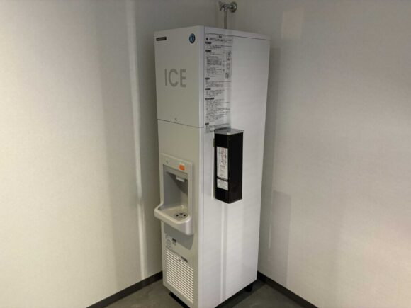 リージョニア by クインテッサ 札幌駅前のベンダールーム(コインランドリー・電子レンジ・自動販売機)