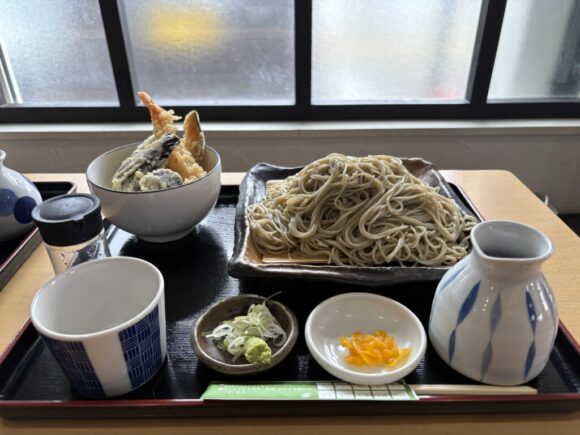 十割そば ゆう賀(札幌白石区)おすすめ③丼とのセットメニュー