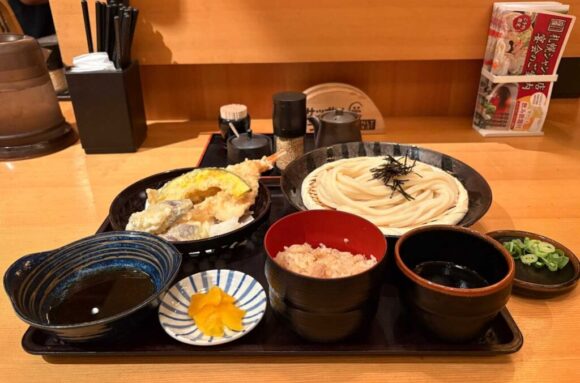 饂飩の四國 札幌シャンテ店おすすめランチ（平日限定）