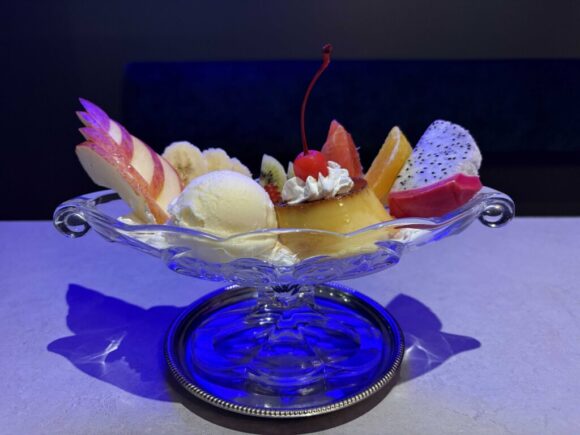薄野喫茶パープルダリアおすすめプリンアラモード