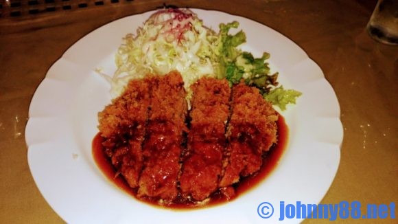 味かつのメンチカツ定食